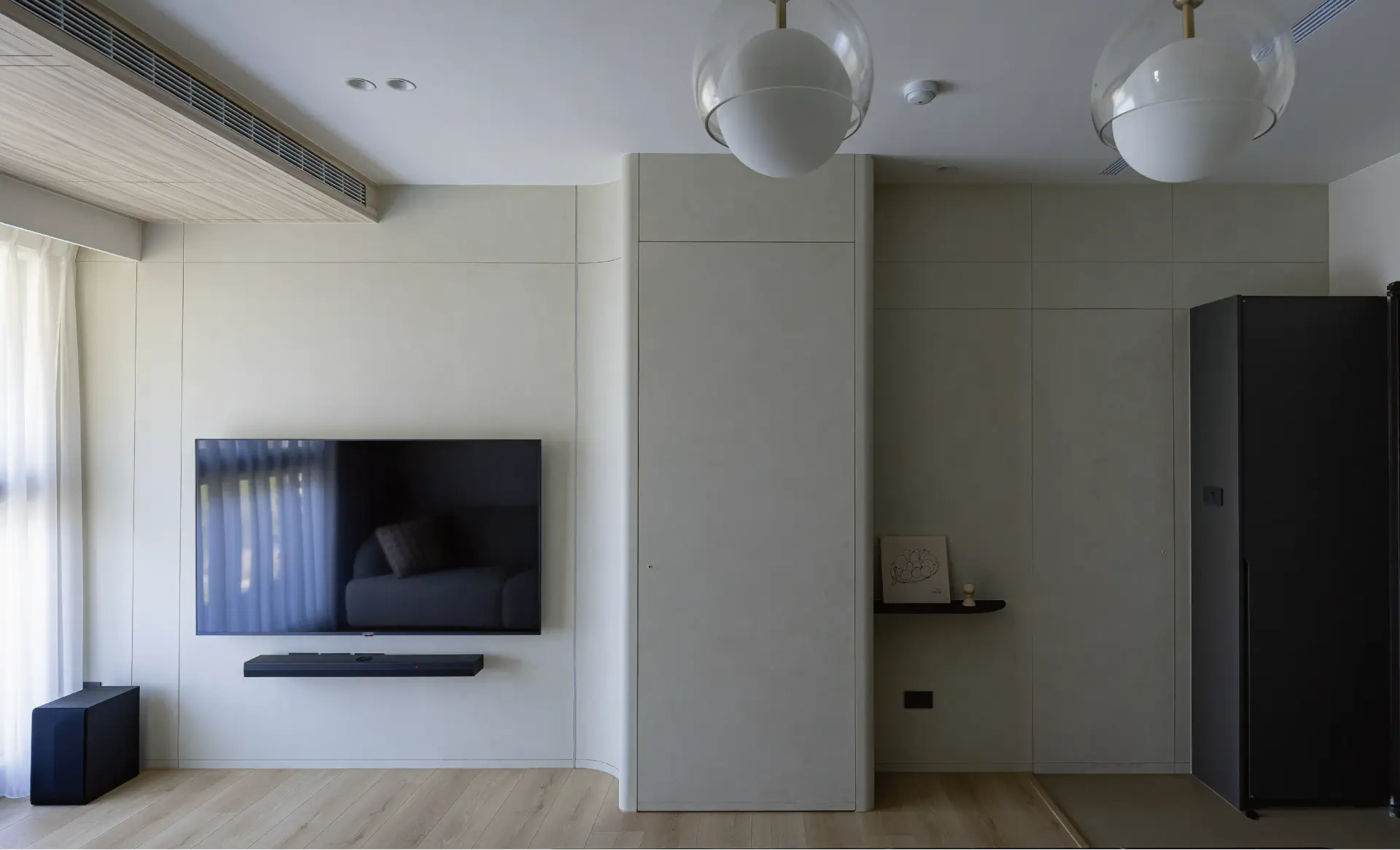 現代柔和極簡風